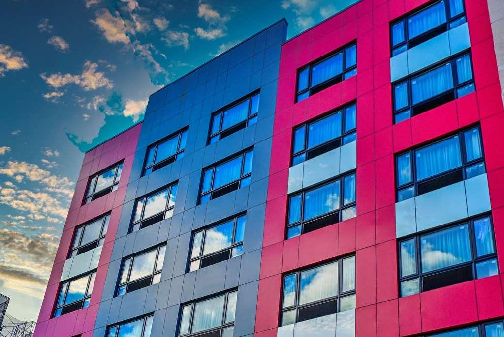 מלון ניו יורק Super 8 By Wyndham Bronx Near Botanical Garden מראה חיצוני תמונה