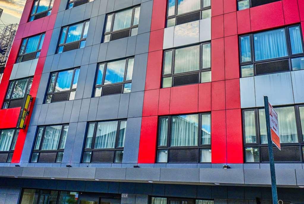 מלון ניו יורק Super 8 By Wyndham Bronx Near Botanical Garden מראה חיצוני תמונה